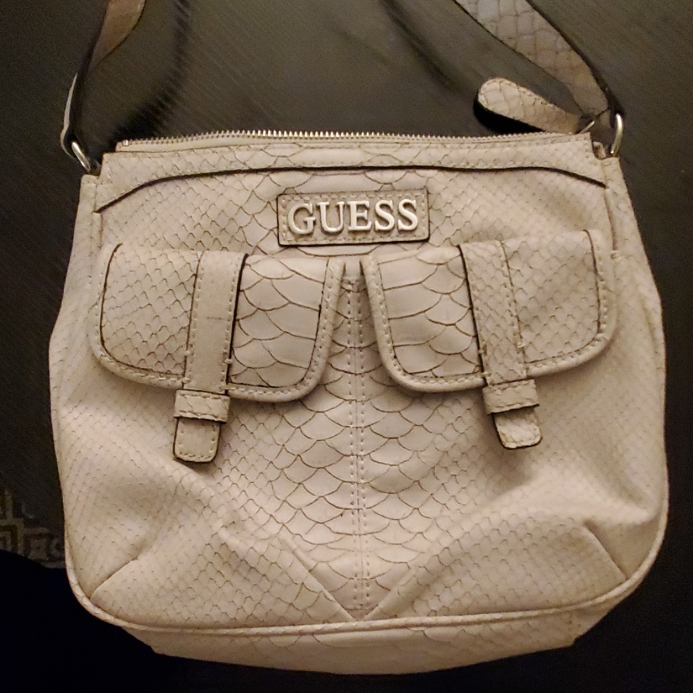 Cross body Guess purse
